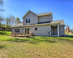 Spec Homes / 2-story / 20 Pisgah Hill Road/